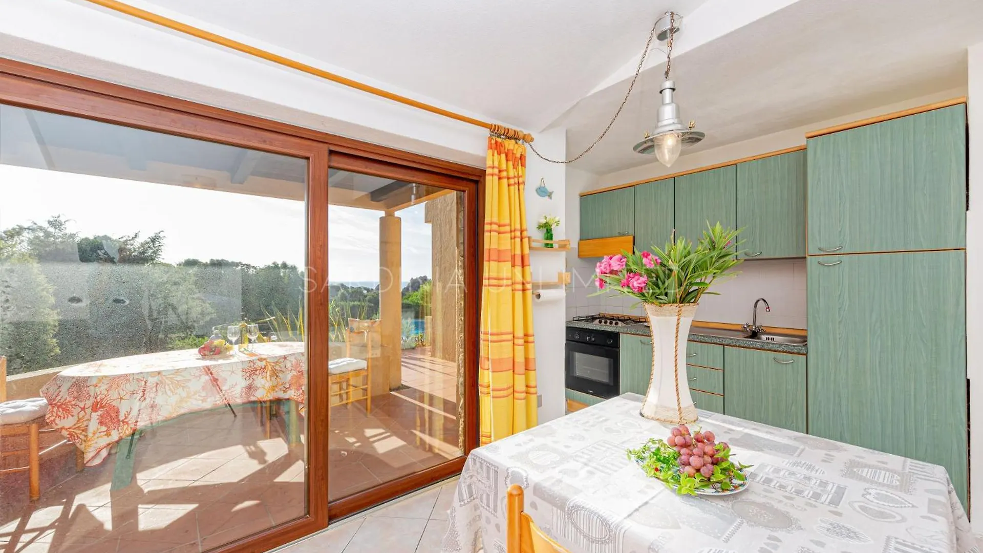 Ginepro Arancione Villa Li Valcaggi 0*,