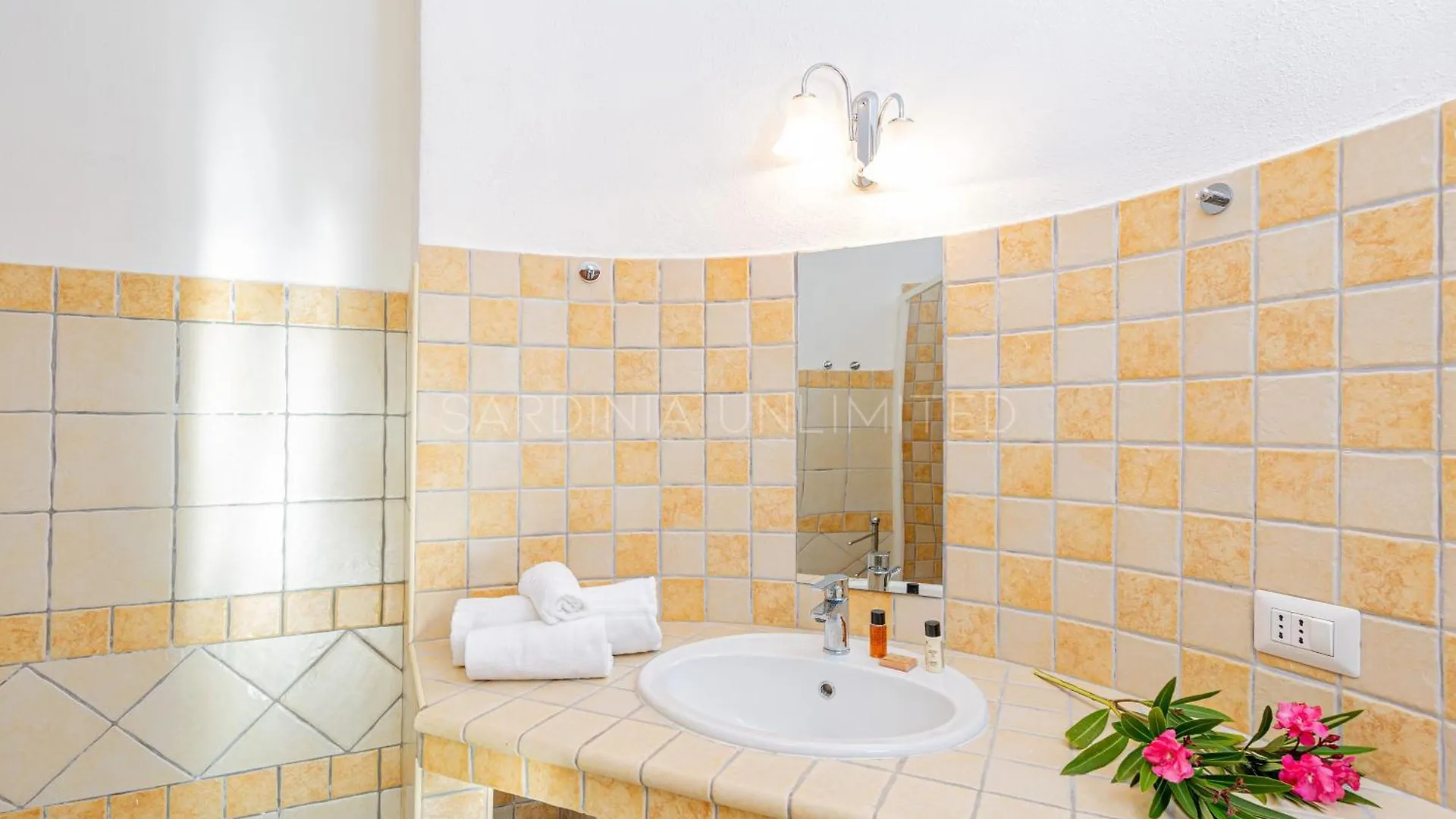 Ginepro Arancione Villa Li Valcaggi